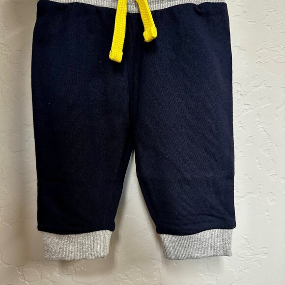 GUESS 2 PC Active Set , Active Hoodie and pants NWT 0-3 Months - Picture 6 of 6